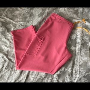 Figs Yola neon pink XL/p New